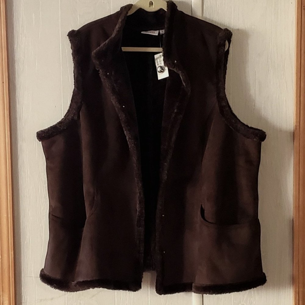 Denim & Co. 3X  Faux Suede Vest with Faux Fur Lining